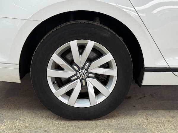 Used Volkswagen Passat 2015 for sale - 76315700: Photo 43