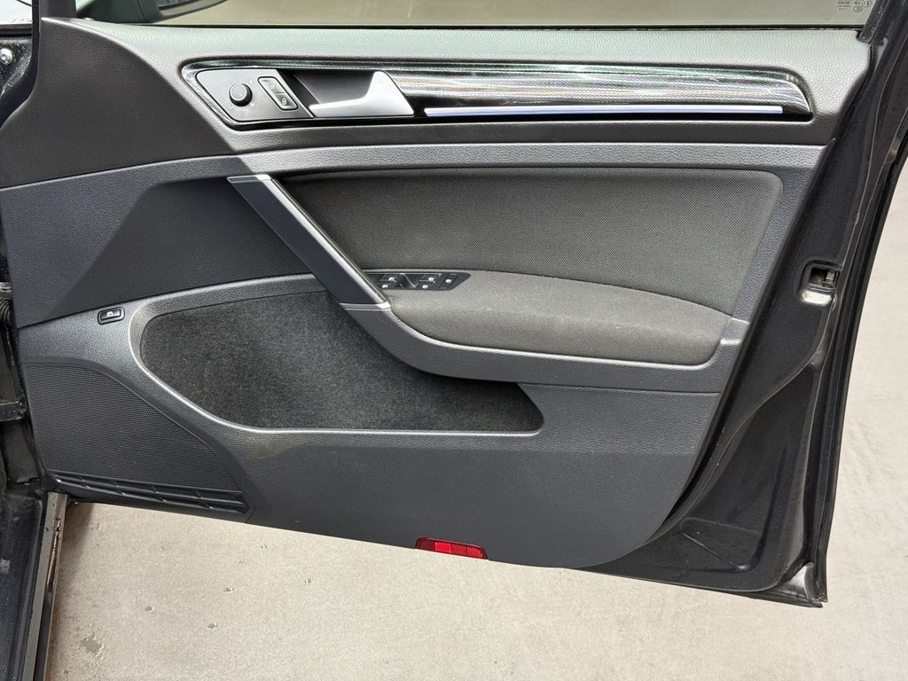 Used Volkswagen Golf 2016 for sale - 76910080: Photo 16