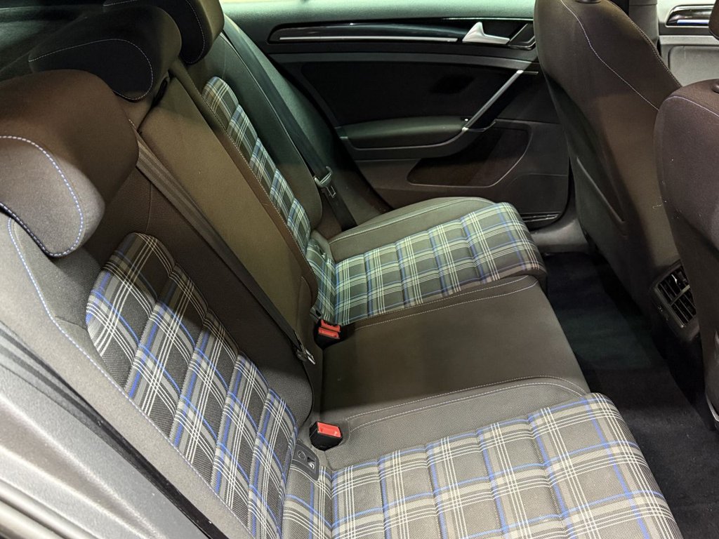 Used Volkswagen Golf 2016 for sale - 76910080: Photo 17