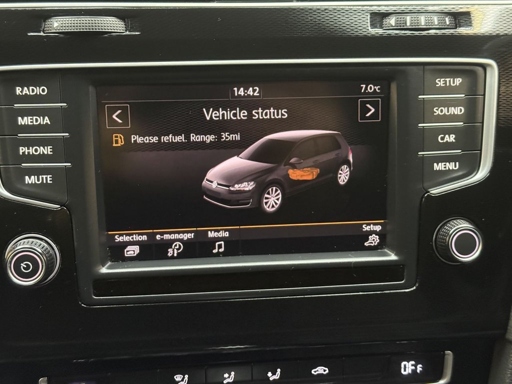 Used Volkswagen Golf 2016 for sale - 76910080: Photo 27