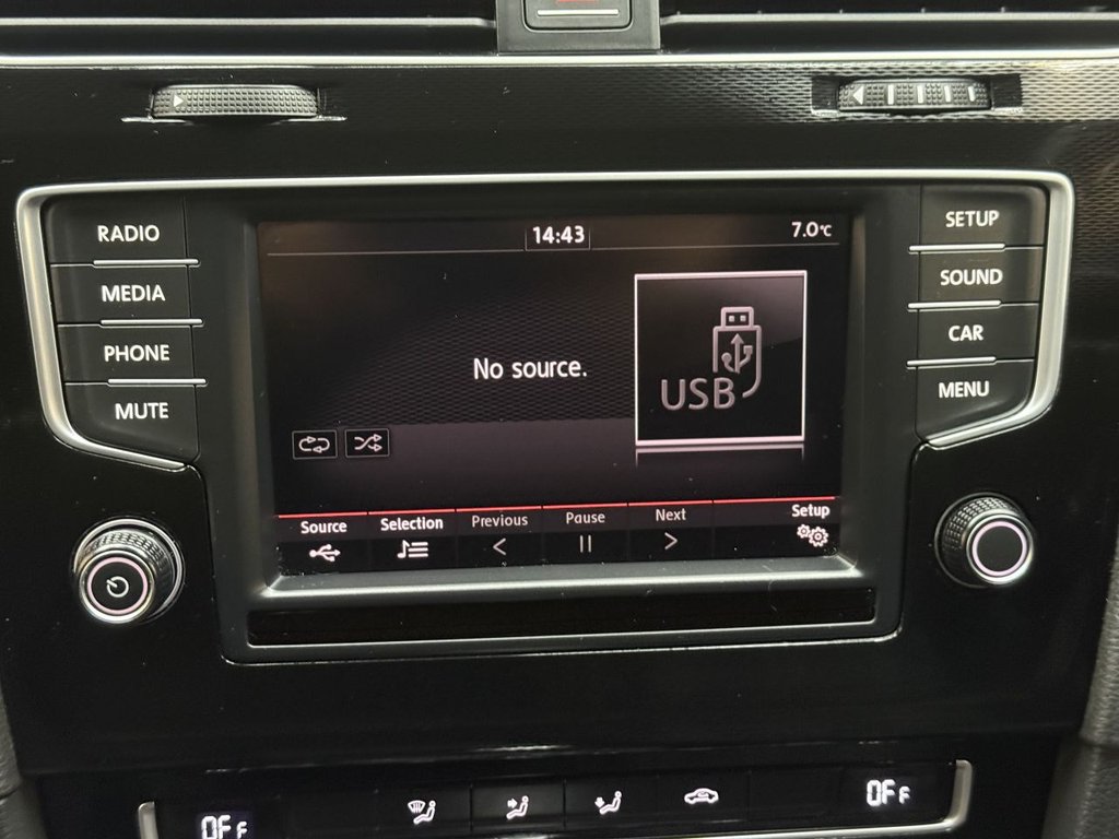 Used Volkswagen Golf 2016 for sale - 76910080: Photo 28