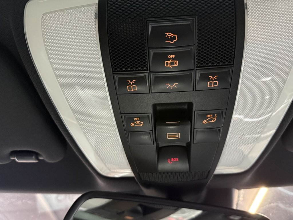 Used Mercedes-Benz E Class 2017 for sale - 77835281: Photo 42