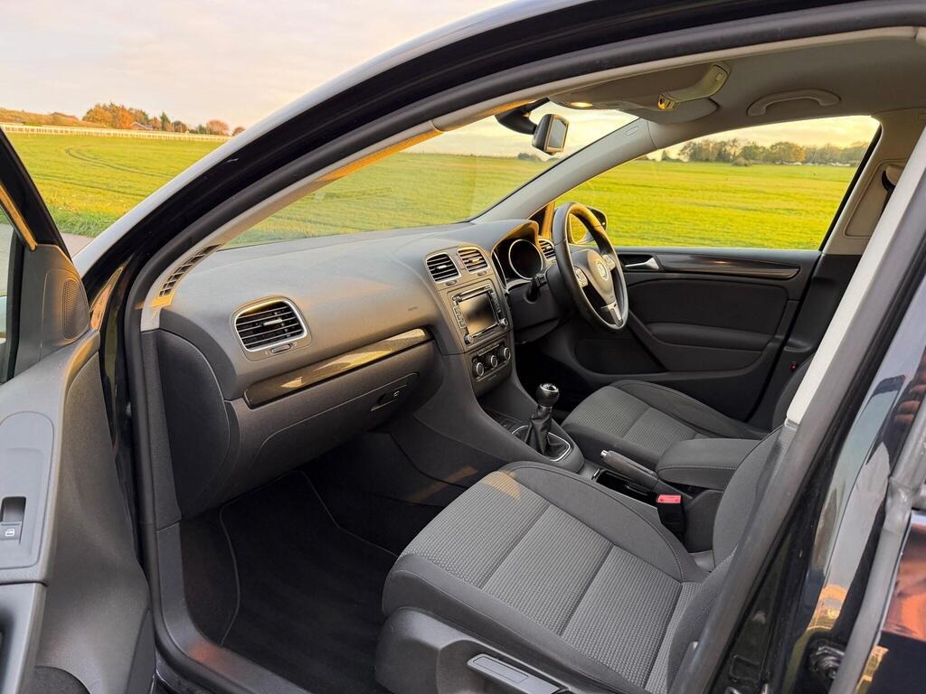 Used Volkswagen Golf 2011 for sale - 76440079: Photo 10