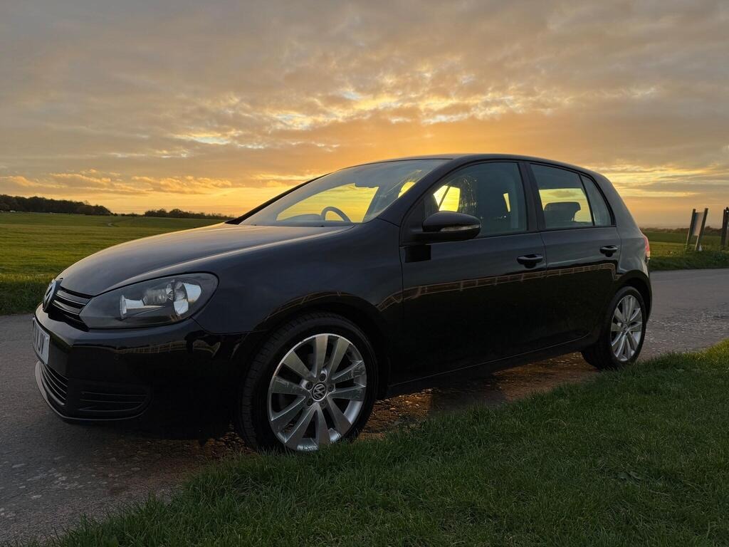 Used Volkswagen Golf 2011 for sale - 76440079: Photo 2