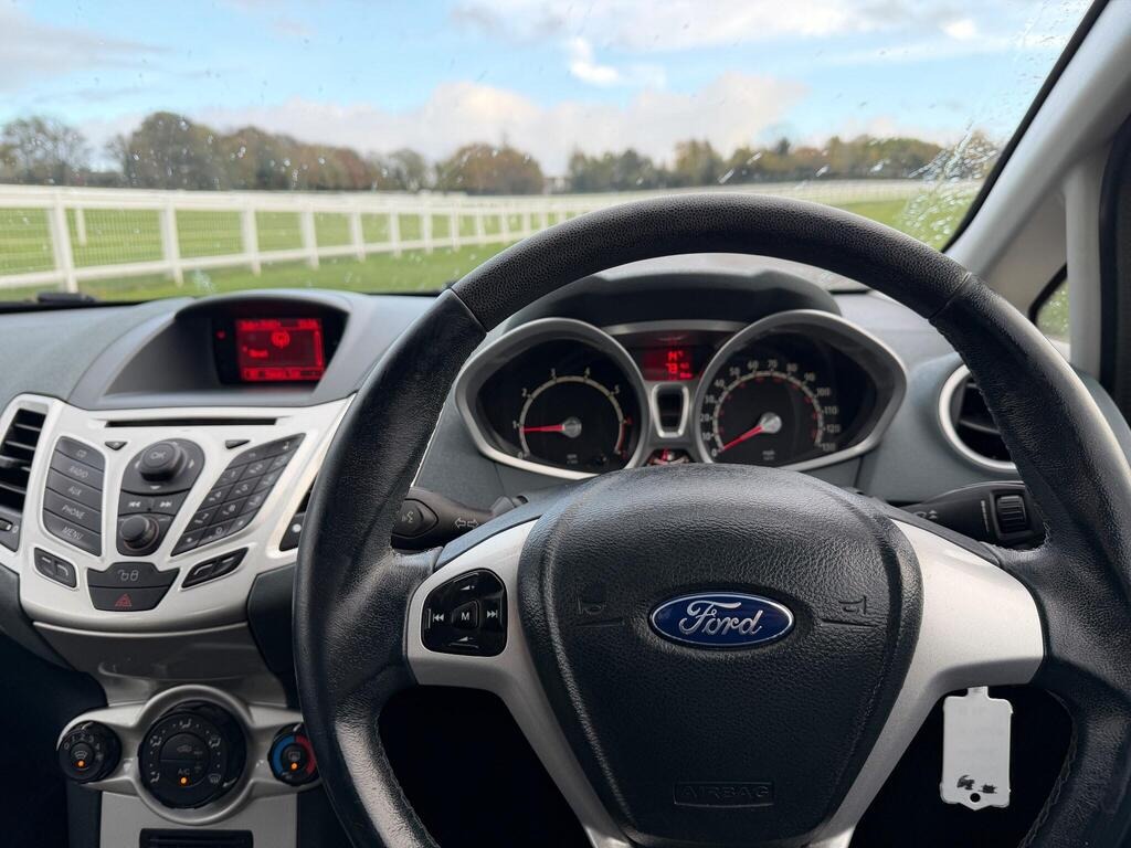 Used Ford Fiesta 2011 for sale - 76454797: Photo 16