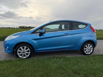 Used Ford Fiesta 2011 for sale - 76454797: Photo