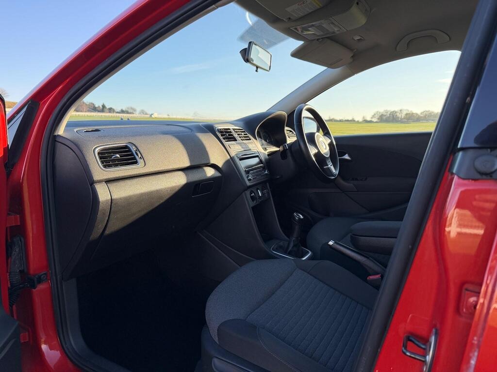 Used Volkswagen Polo 2010 for sale - 76662880: Photo 19