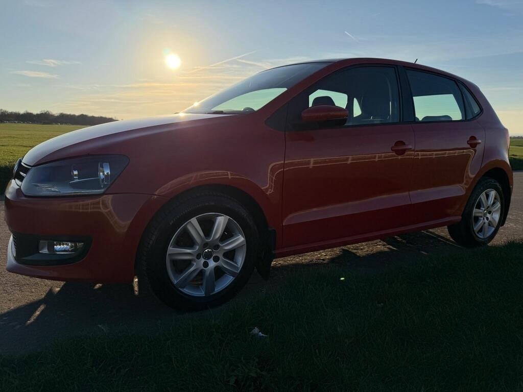 Used Volkswagen Polo 2010 for sale - 76662880: Photo 2