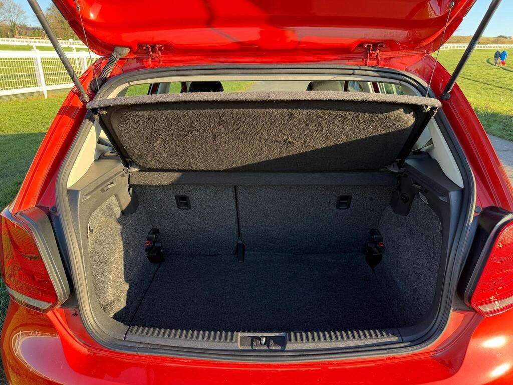 Used Volkswagen Polo 2010 for sale - 76662880: Photo 27