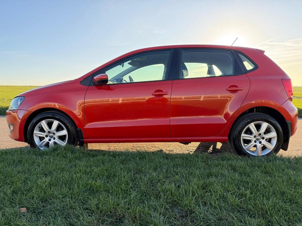 Used Volkswagen Polo 2010 for sale - 76662880: Photo 4