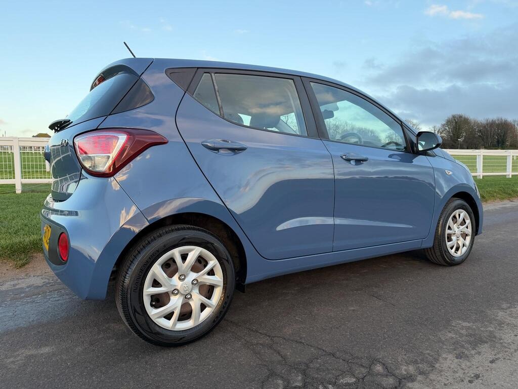 Used Hyundai i10 2017 for sale - 77221073: Photo 13