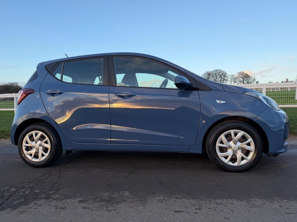 Used Hyundai i10 2017 for sale - 77221073: Photo 16