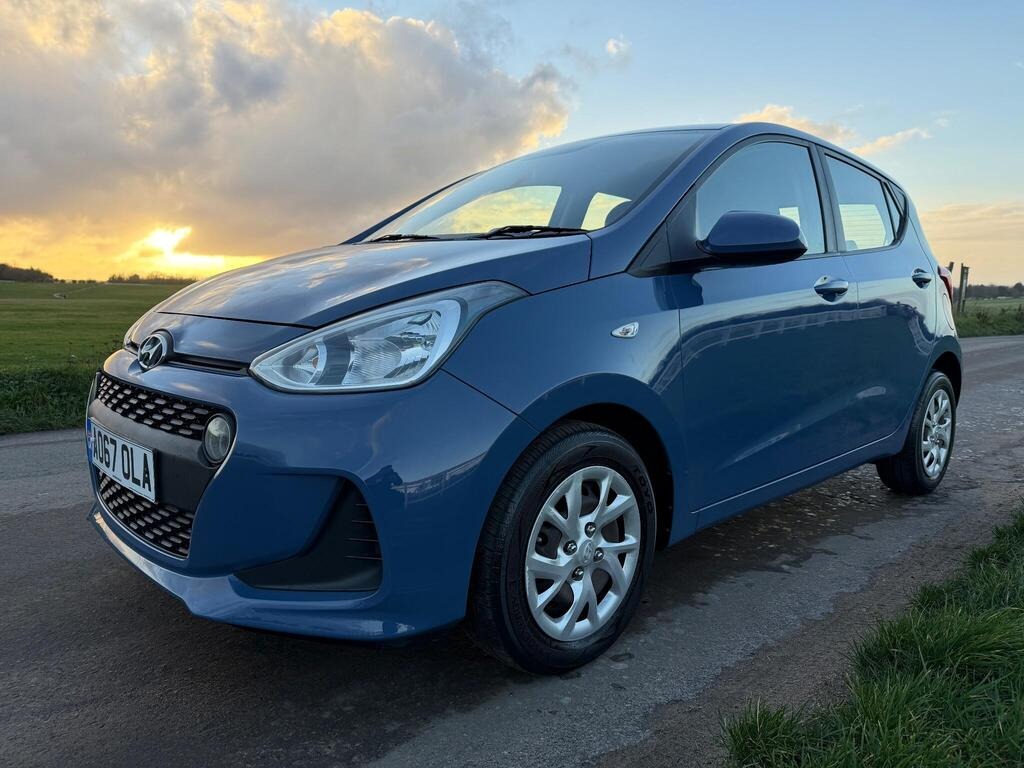 Used Hyundai i10 2017 for sale - 77221073: Photo 2