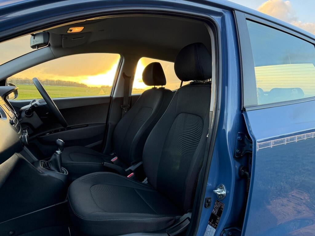 Used Hyundai i10 2017 for sale - 77221073: Photo 21