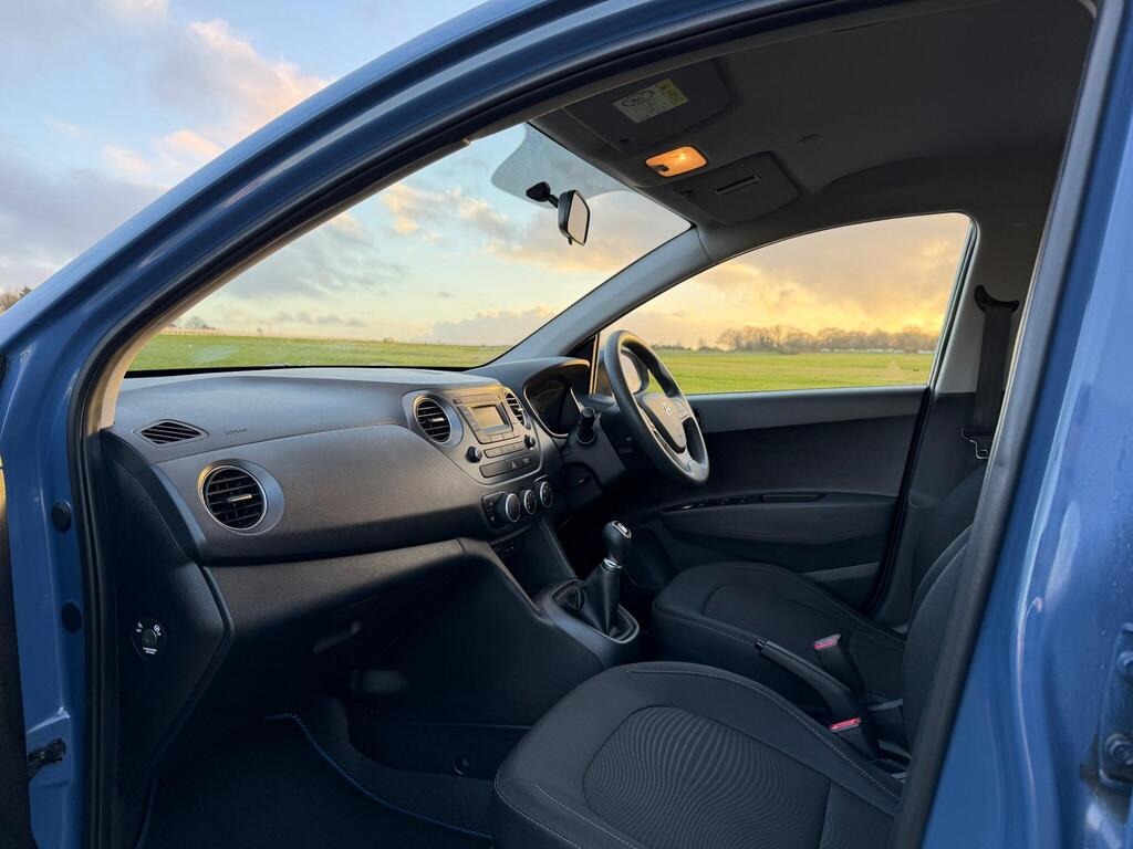 Used Hyundai i10 2017 for sale - 77221073: Photo 22