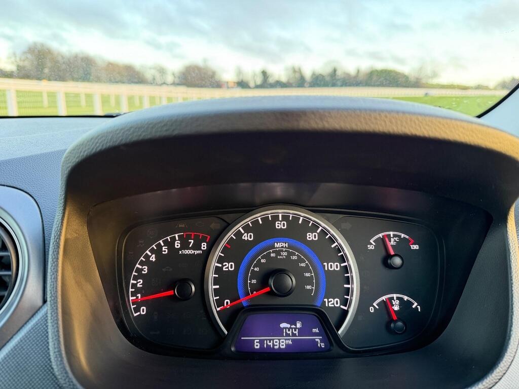 Used Hyundai i10 2017 for sale - 77221073: Photo 28