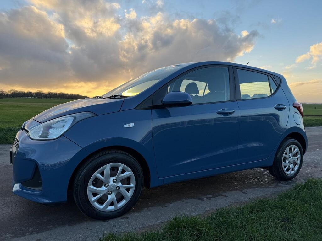 Used Hyundai i10 2017 for sale - 77221073: Photo 3