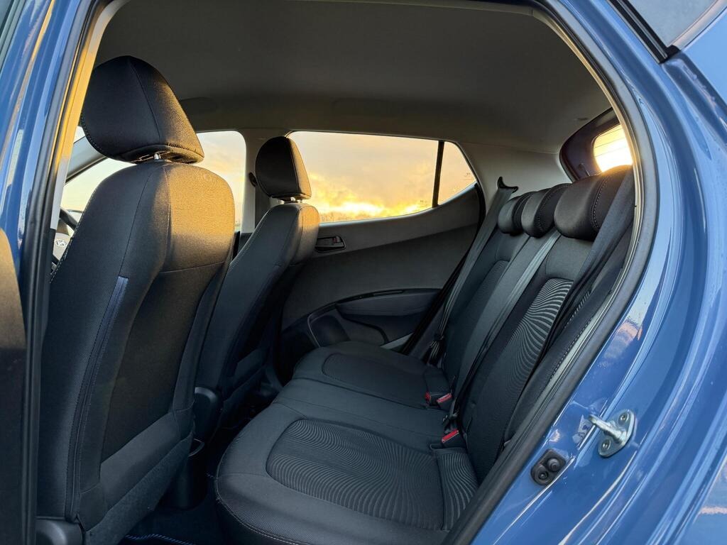 Used Hyundai i10 2017 for sale - 77221073: Photo 31