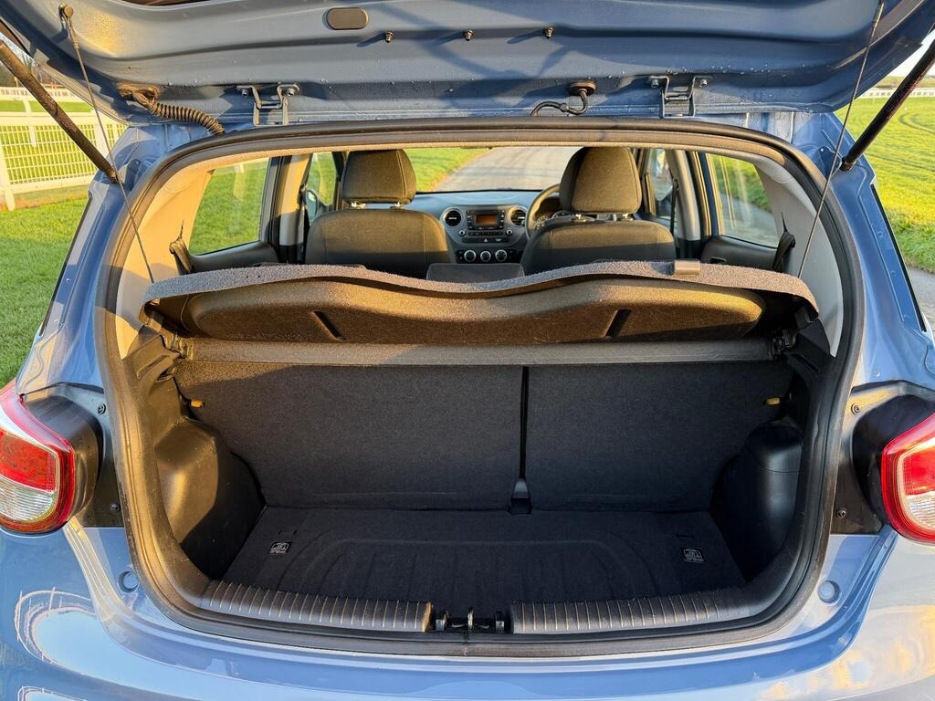 Used Hyundai i10 2017 for sale - 77221073: Photo 33