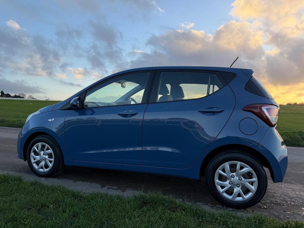 Used Hyundai i10 2017 for sale - 77221073: Photo 6