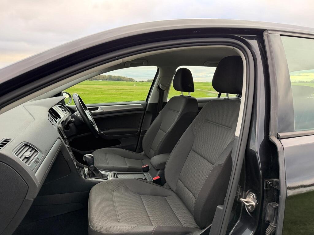 Used Volkswagen Golf 2014 for sale - 76864199: Photo 18