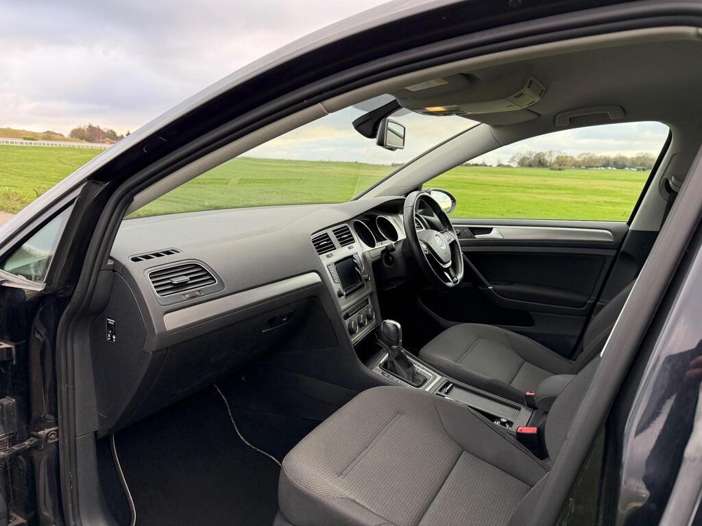 Used Volkswagen Golf 2014 for sale - 76864199: Photo 19