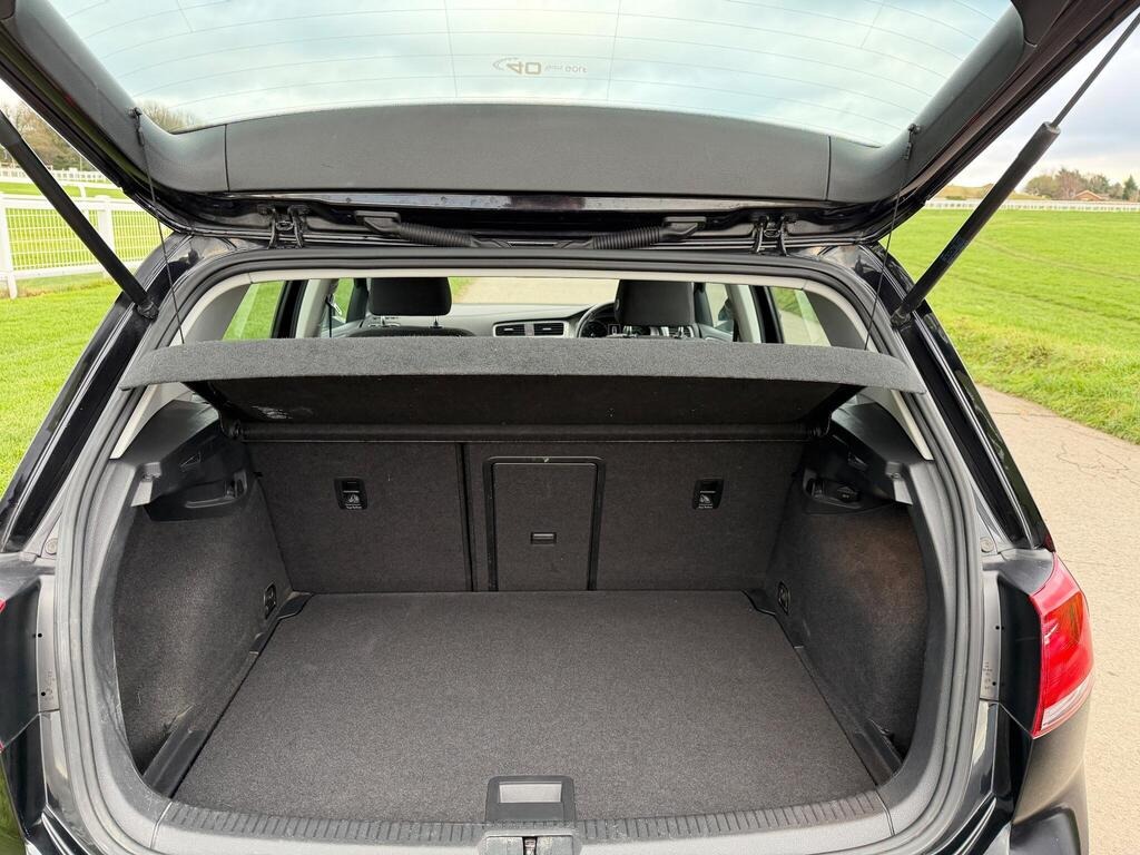 Used Volkswagen Golf 2014 for sale - 76864199: Photo 30