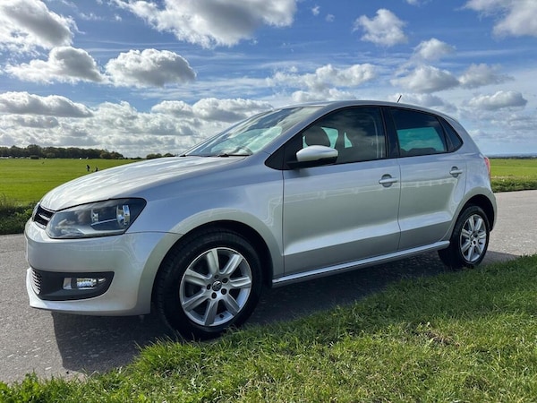 Used Volkswagen Polo 2013 for sale - 76186425: Photo 2