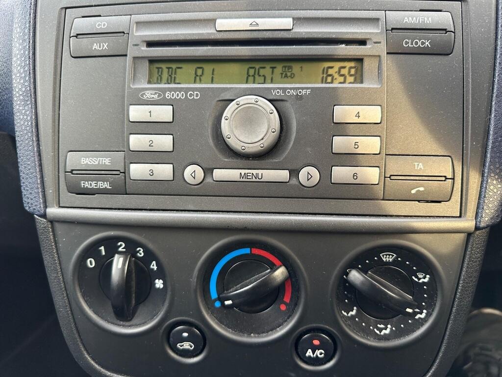 Used Ford Fiesta 2007 for sale - 76171604: Photo 17