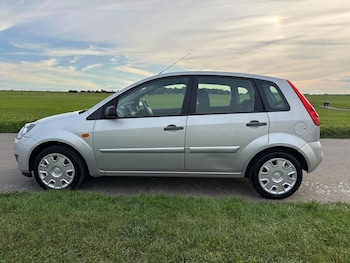 Used Ford Fiesta 2007 for sale - 76171604: Photo 3