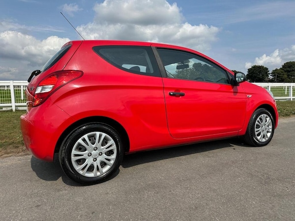 Used Hyundai i20 2010 for sale - 75680021: Photo 10