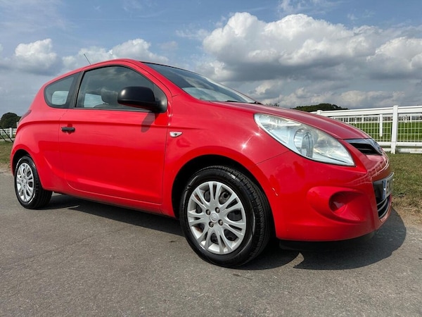 Used Hyundai i20 2010 for sale - 75680021: Photo 13
