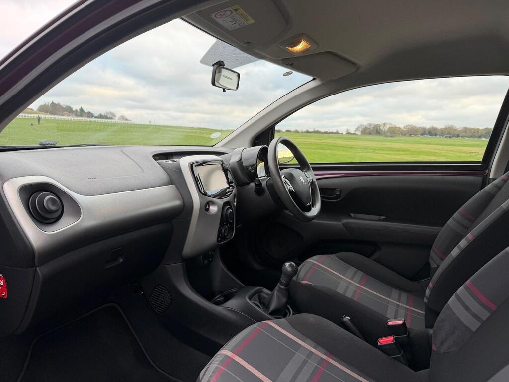 Used Peugeot 108 2015 for sale - 76864164: Photo 16