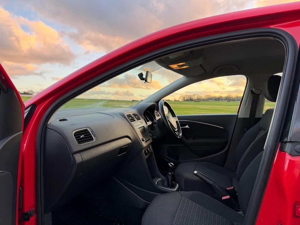 Used Volkswagen Polo 2014 for sale - 76940510: Photo 22