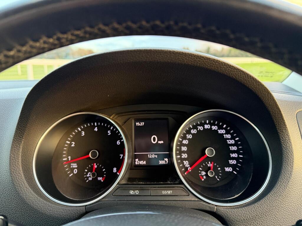 Used Volkswagen Polo 2014 for sale - 76940510: Photo 28