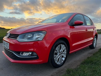 Used Volkswagen Polo 2014 for sale - 76940510: Photo