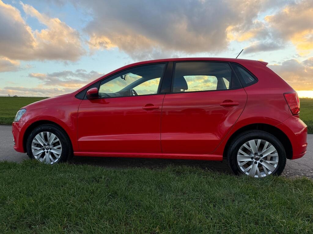 Used Volkswagen Polo 2014 for sale - 76940510: Photo 6