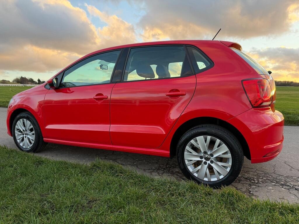 Used Volkswagen Polo 2014 for sale - 76940510: Photo 7