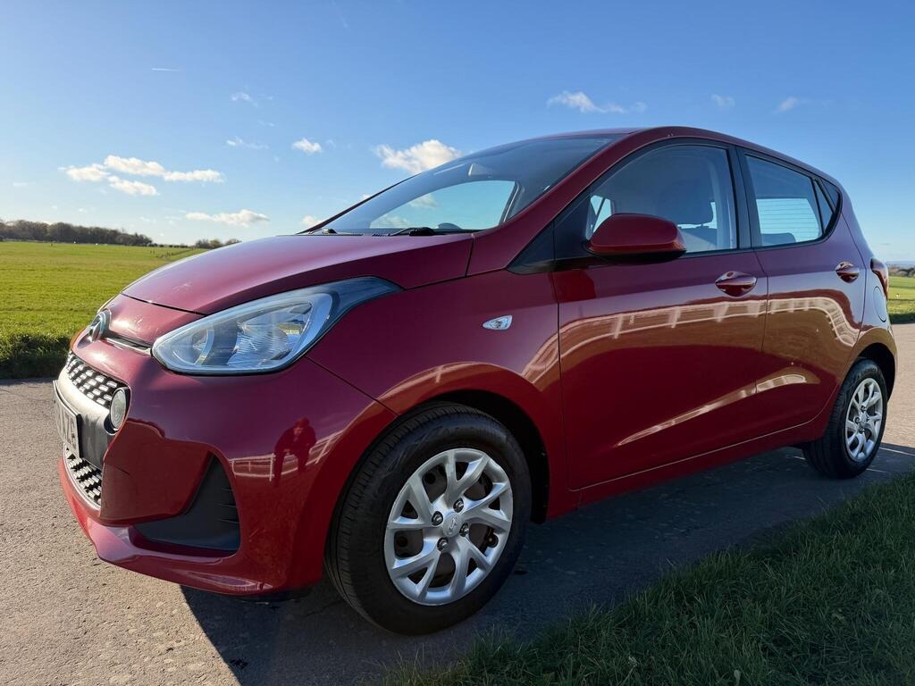 Used Hyundai i10 2018 for sale - 76864080: Photo 2