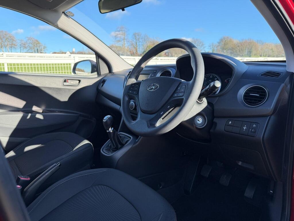 Used Hyundai i10 2018 for sale - 76864080: Photo 22