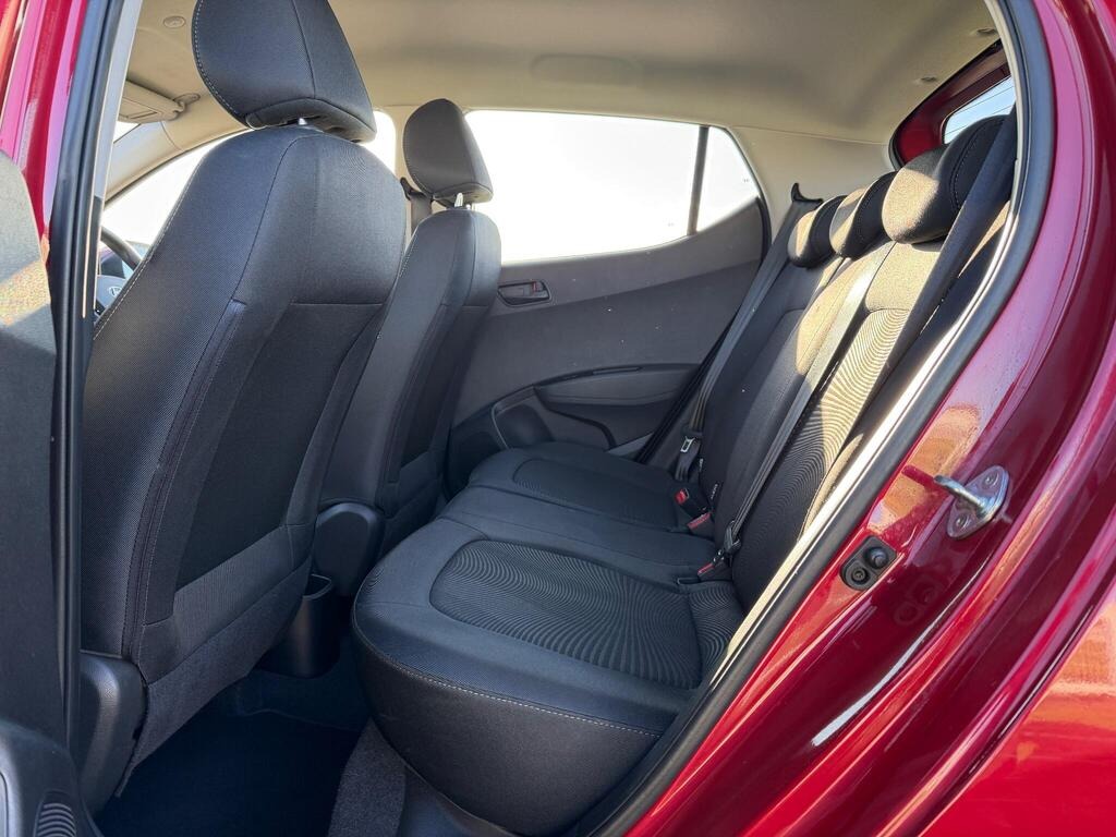 Used Hyundai i10 2018 for sale - 76864080: Photo 29