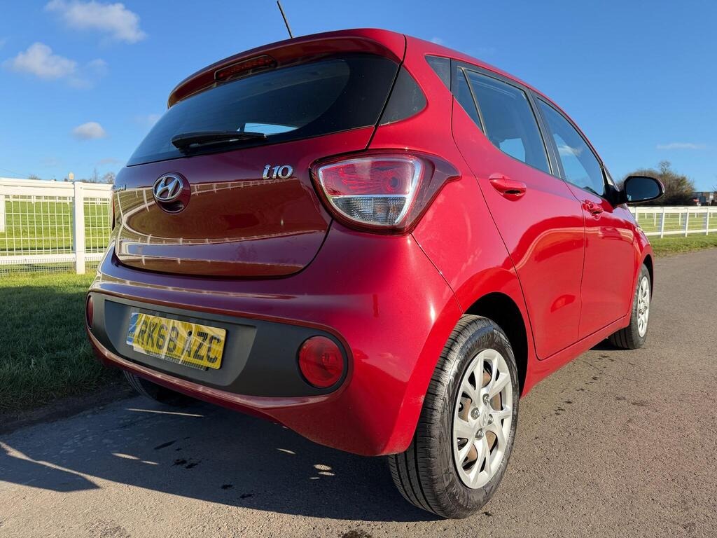 Used Hyundai i10 2018 for sale - 76864080: Photo 9