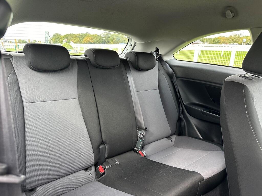 Used Hyundai i20 2015 for sale - 76171350: Photo 20