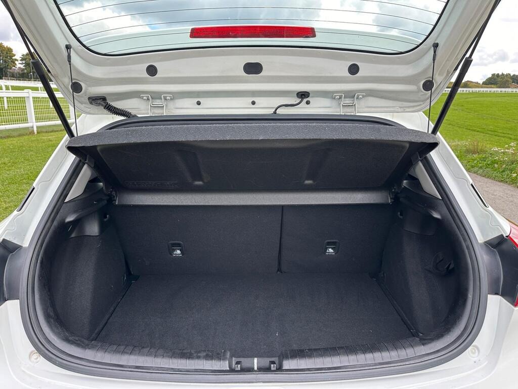 Used Hyundai i20 2015 for sale - 76171350: Photo 21