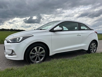 Used Hyundai i20 2015 for sale - 76171350: Photo 2