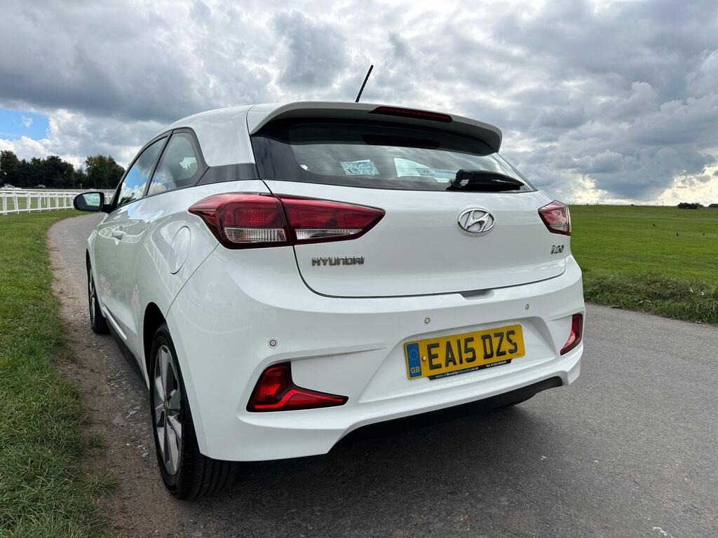 Used Hyundai i20 2015 for sale - 76171350: Photo 5