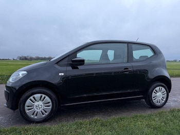 Used Volkswagen up! 2015 for sale - 77221059: Photo