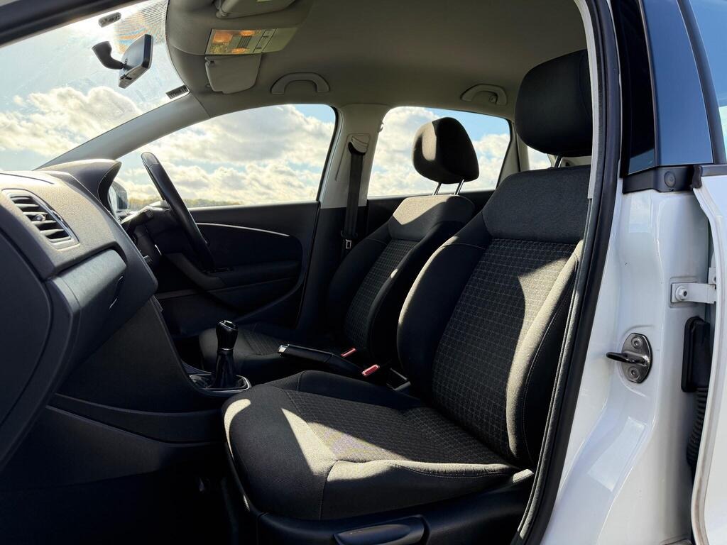 Used Volkswagen Polo 2015 for sale - 76471319: Photo 15