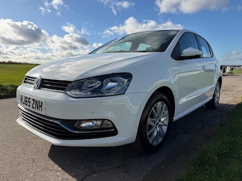 Used Volkswagen Polo 2015 for sale - 76471319: Photo