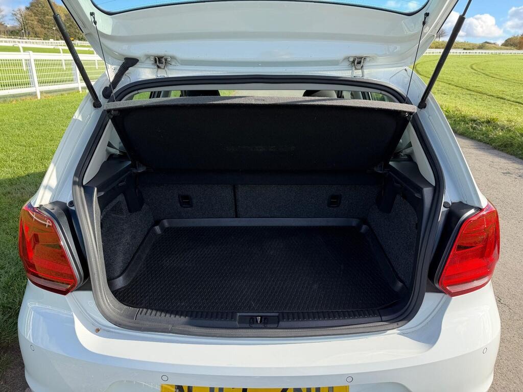 Used Volkswagen Polo 2015 for sale - 76471319: Photo 26